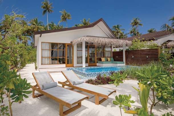 Earth Villa with Pool - Exterior Full View