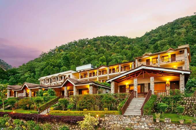 Sterling Corbett | Luxury Staycation Deal