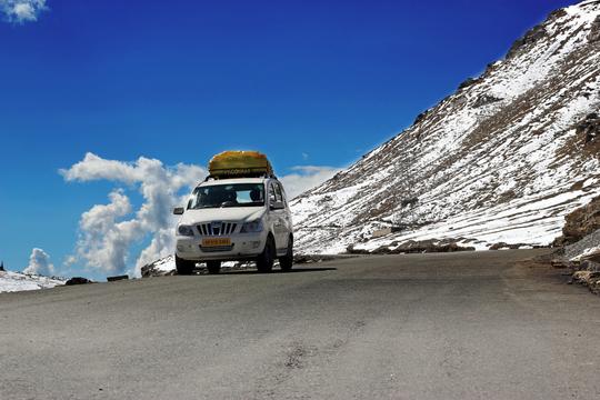 Car Rental In Dharamshala Image