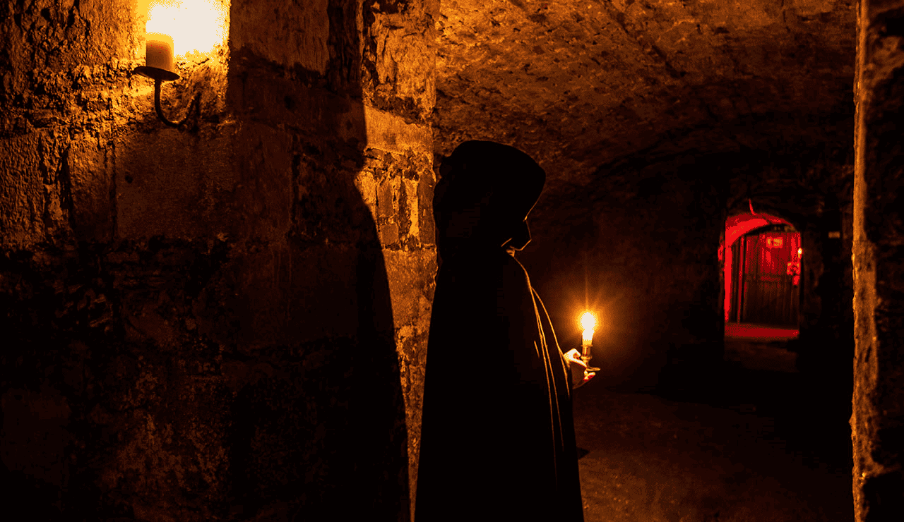 Embark on a late-night tour of the underground vaults in Edinburgh