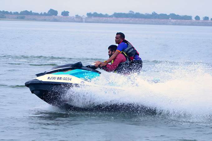 See Patratu Lake’s natural beauty while engaging in an exciting activity