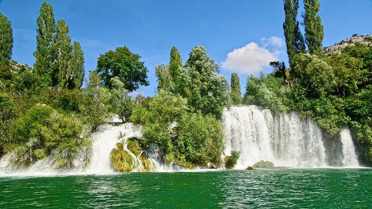 Kuang Sii Waterfalls