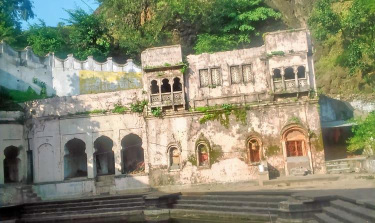 Kedareshwar Mandir