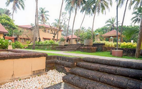 Taj Holiday Village Resort And Spa Image