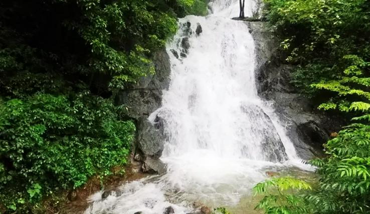 Bamanbudo Waterfalls