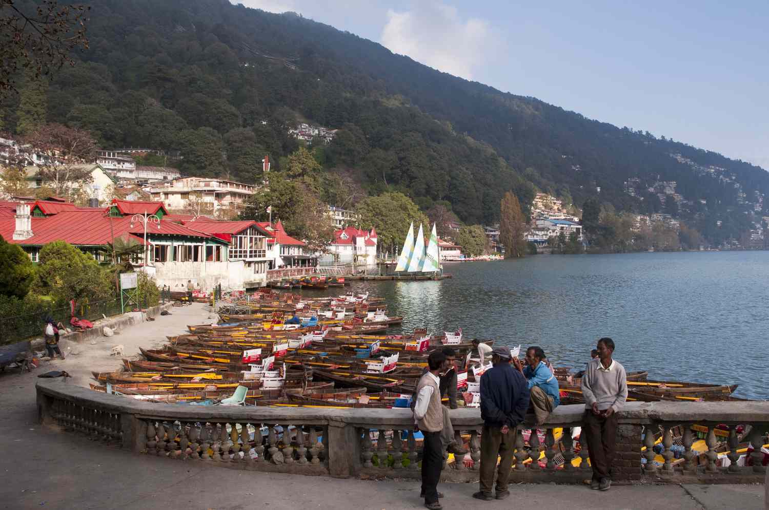 Plan a weekend trip to Nainital from Delhi where you can spend an amazing time in the tranquil environment