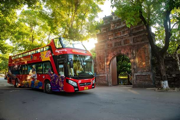 Srinagar Sightseeing Double Decker Bus Tour