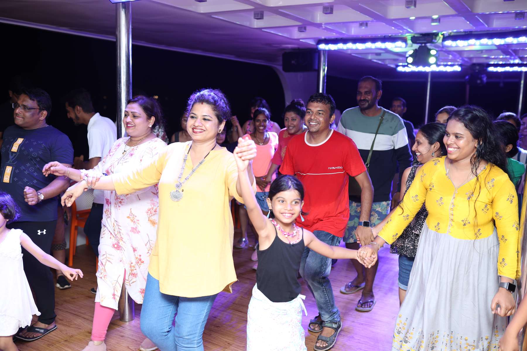 Luxury Dinner Cruise in Panjim Image