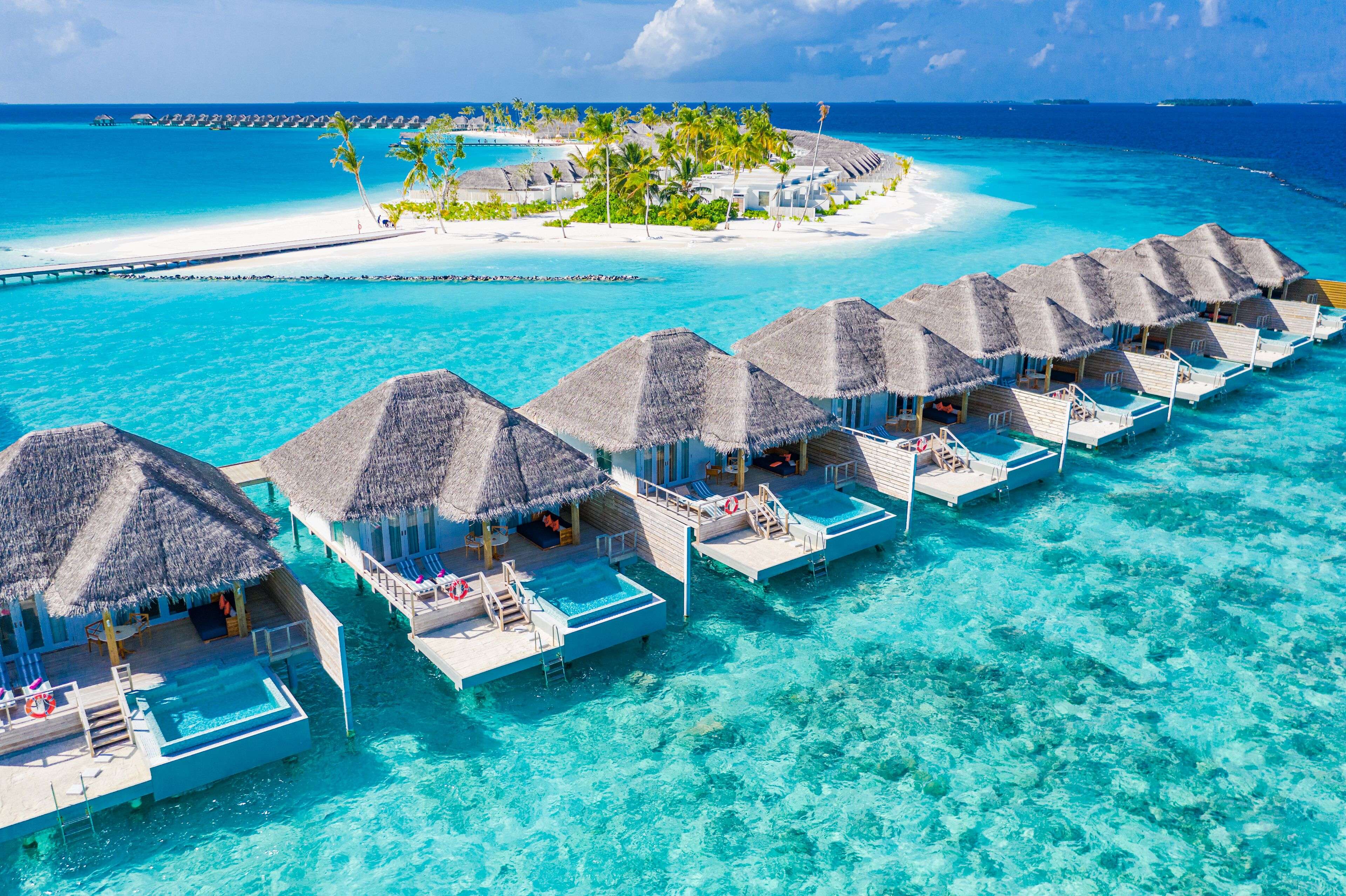 Soak-in the beauty of the Sun Siyam Iru Veli