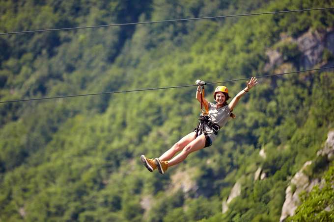 Enjoy 5 min ziplining in Meghalaya’s green wonderland