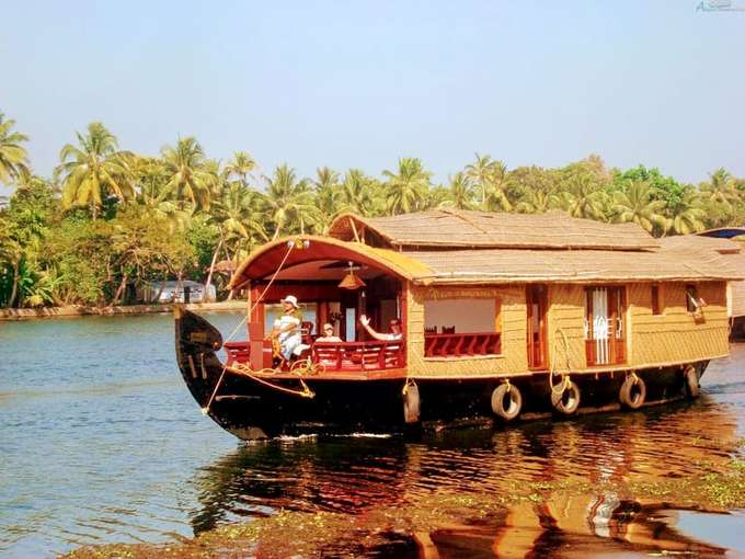 Nileshwar Houseboat Tour, Kerela