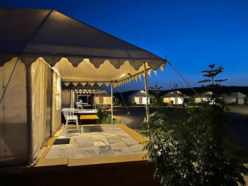 Desert Camping in Khuri With Dinner & Folk Dance Included