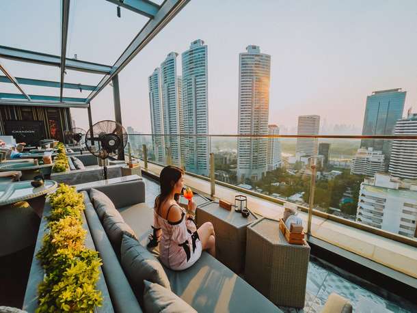 Sky on 20 Rooftop Bar At Novotel Bangkok